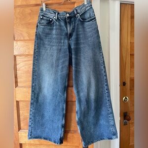 Arket Cloud Low Rise Baggy Blue Jeans 28